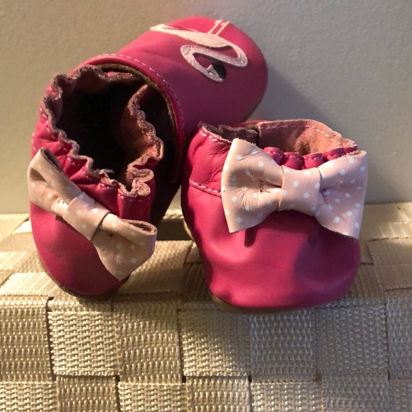 Robeez Crib Shoes - Picture 2 of 7